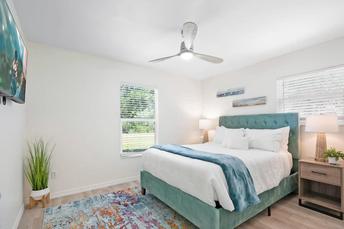 The St Augusdream Renovated Beach House Sleeps 8 Walk To Beach St. Augustine Extérieur photo